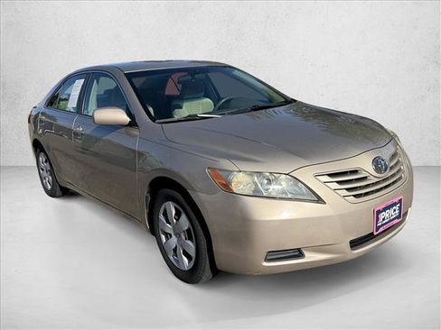 Used 2007 Toyota Camry CE FWD image 3