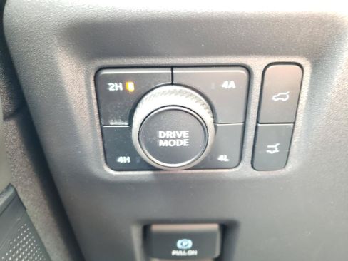 Used 2025 Ford Expedition Max Active AWD/4WD image 21