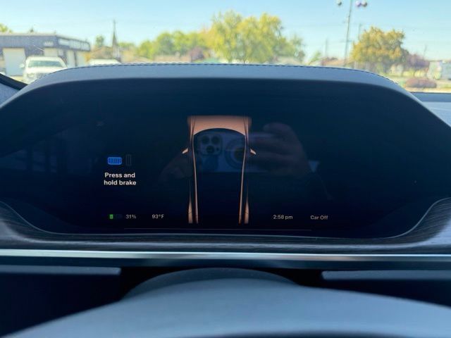 Used 2022 Tesla Model S AWD/4WD image 16