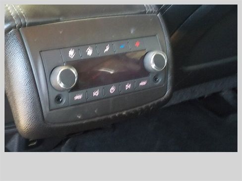 Used 2016 GMC Acadia Denali image 41