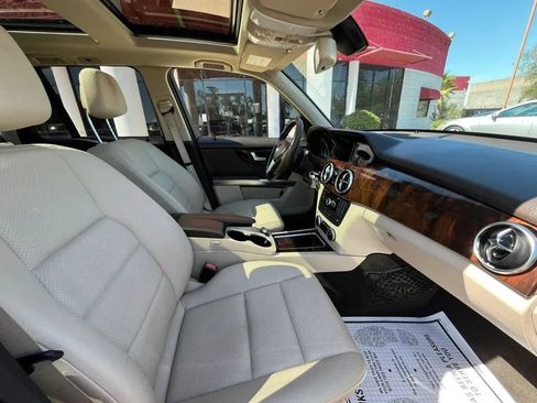 Used 2014 Mercedes-Benz GLK 350 2WD image 12