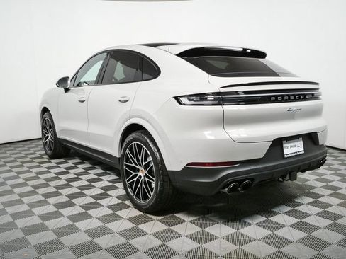 New 2026 Porsche Cayenne Coupe AWD/4WD image 3