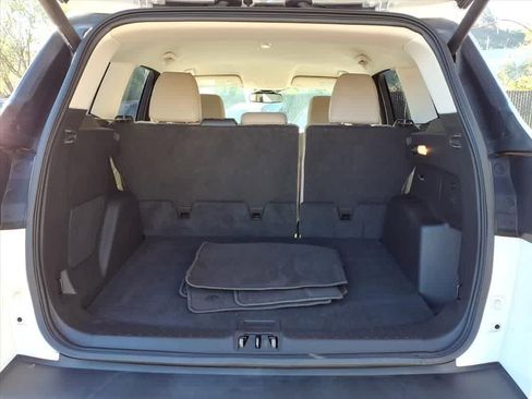 Used 2017 Ford Escape Titanium w/ Equipment Group 301A AWD/4WD image 6