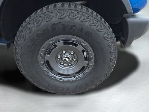 Used 2024 Ford Bronco Outer Banks AWD/4WD image 37