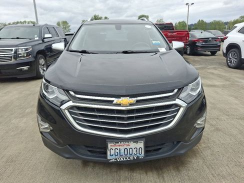 Used 2018 Chevrolet Equinox Premier image 3
