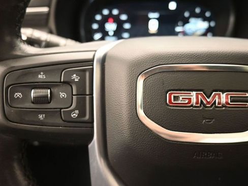 Used 2022 GMC Yukon SLT w/ SLT Premium Package image 28