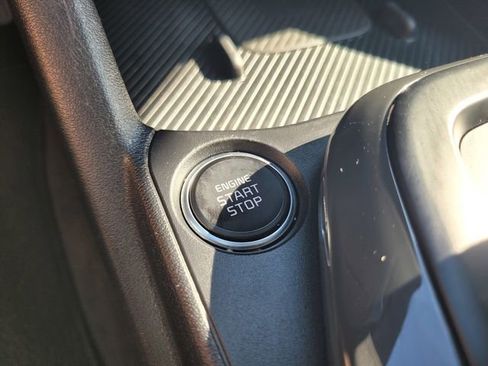 Used 2025 Kia K4 EX image 25