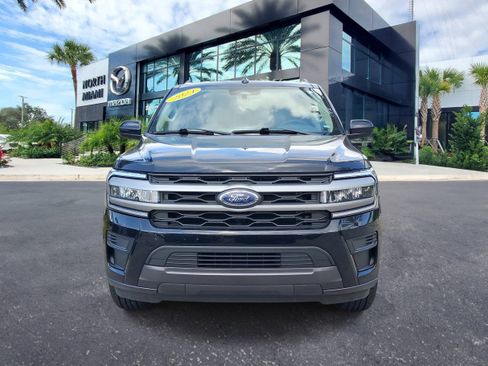 Used 2024 Ford Expedition Max XLT RWD image 2