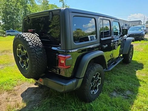 Used 2023 Jeep Wrangler Unlimited Rubicon 4xe w/ Cold Weather Group AWD/4WD image 6