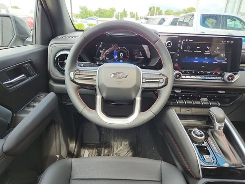 New 2026 Chevrolet Colorado Z71 w/ Midnight Edition AWD/4WD image 15
