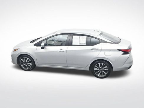 Used 2025 Nissan Versa SV FWD image 35