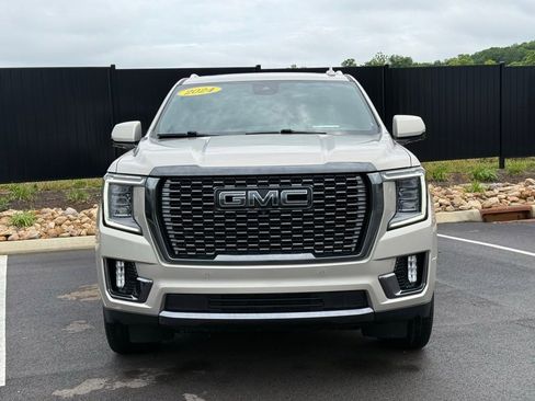 Used 2024 GMC Yukon Denali Ultimate AWD/4WD image 2