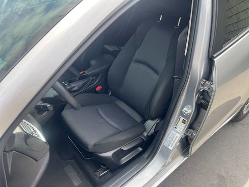 Used 2015 MAZDA MAZDA3 i Sport image 8