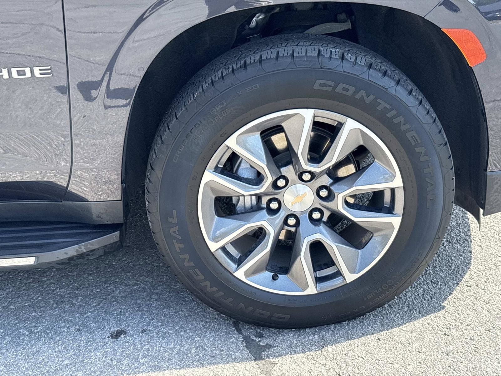 Used 2024 Chevrolet Tahoe LT w/ Luxury Package RWD image 10