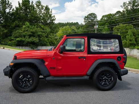 Used 2024 Jeep Wrangler Sport AWD/4WD image 5