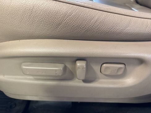 Used 2016 Honda Pilot Touring image 21