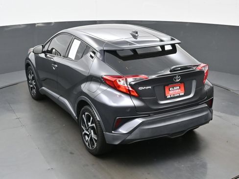 Used 2021 Toyota C-HR XLE FWD image 34