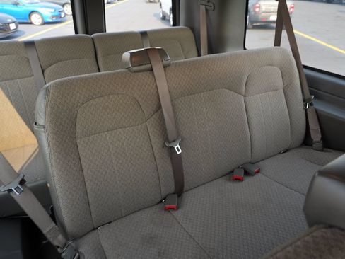 Used 2018 Chevrolet Express 3500 LT w/ LT Preferred Equipment Group RWD image 28