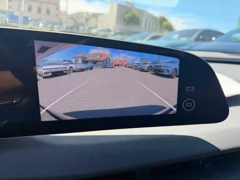 Used 2023 Lucid Air Touring AWD/4WD image 21