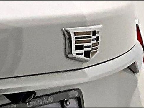 Used 2021 Cadillac XT5 Premium Luxury image 38