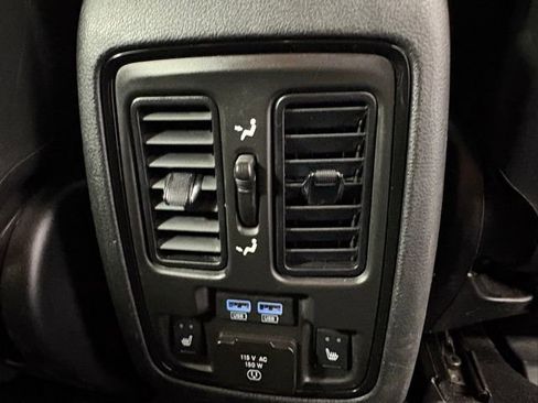 Certified 2024 Dodge Durango GT image 21