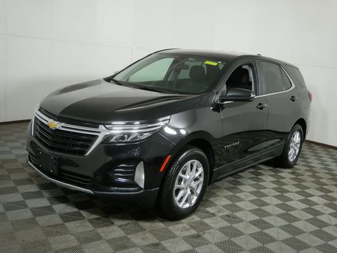 Used 2023 Chevrolet Equinox LT image 7