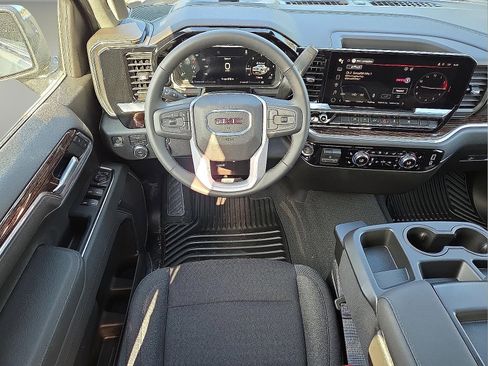 New 2026 GMC Sierra 1500 SLE w/ Preferred Package image 11