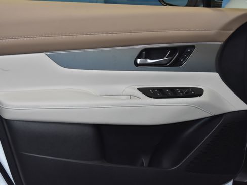 New 2026 Nissan Murano Platinum w/ Cargo Package image 3