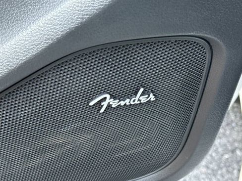 Used 2024 Nissan Frontier SL w/ Technology Package image 10