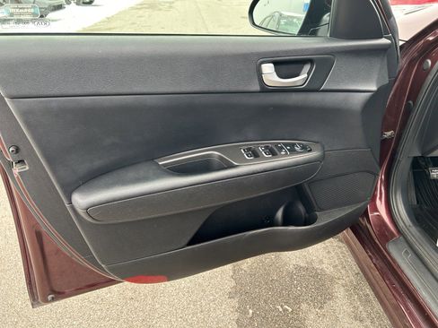Used 2018 Kia Optima LX image 10