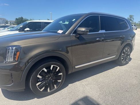 Used 2024 Kia Telluride SX image 8