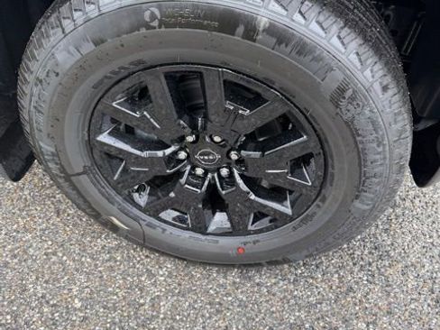 New 2026 Nissan Frontier SV AWD/4WD image 13