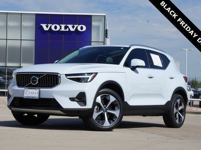 Certified 2025 Volvo XC40 B5 Plus