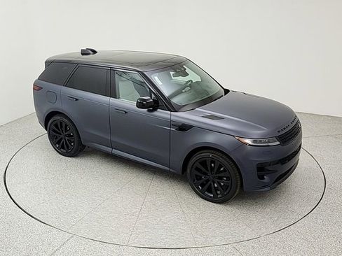 New 2026 Land Rover Range Rover Sport Dynamic SE AWD/4WD image 15