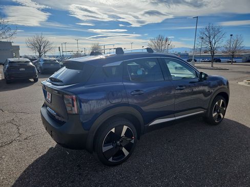 New 2026 Nissan Kicks SR w/ Cold Weather Package image 3