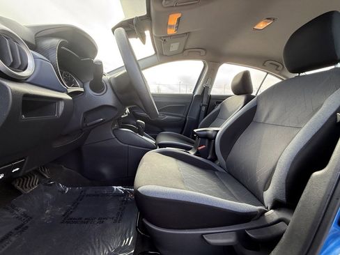 Certified 2023 Nissan Versa SV image 21