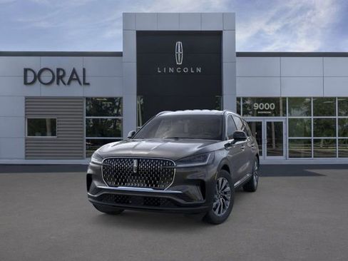 New 2026 Lincoln Aviator 2WD image 2