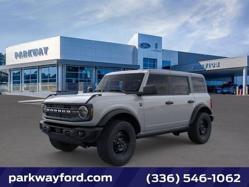 New 2026 Ford Bronco Big Bend w/ Black Diamond Package AWD/4WD image 1