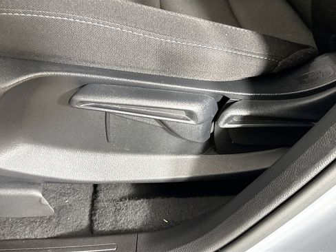 Certified 2025 Honda CR-V LX image 22
