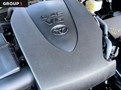 Certified 2023 Toyota Tacoma SR5 AWD/4WD image 31
