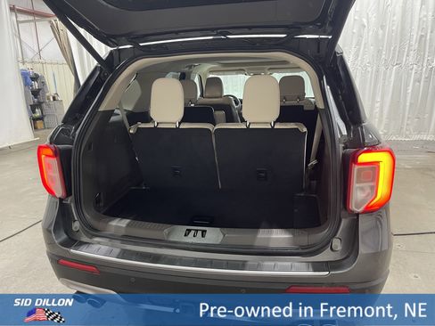 Used 2020 Ford Explorer Platinum image 5