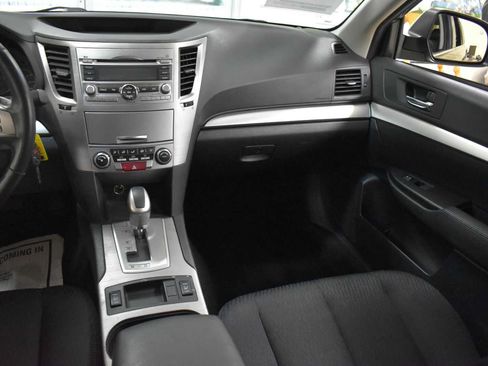 Used 2011 Subaru Outback 2.5i Premium w/ All-Weather Pkg AWD/4WD image 15