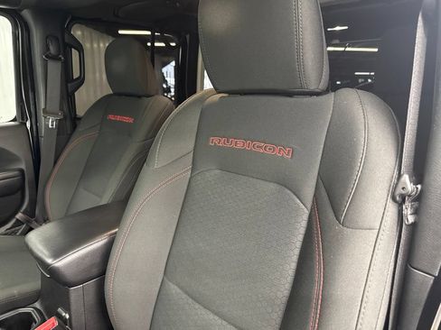 Used 2021 Jeep Wrangler Unlimited Rubicon AWD/4WD image 17