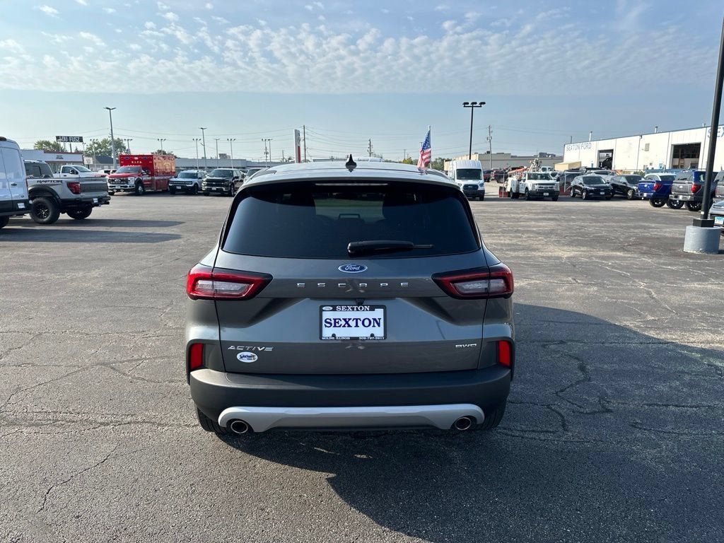 Certified 2025 Ford Escape Active AWD/4WD image 6