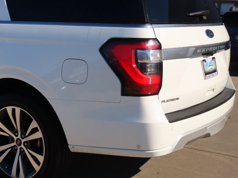 Used 2021 Ford Expedition Max Platinum image 16