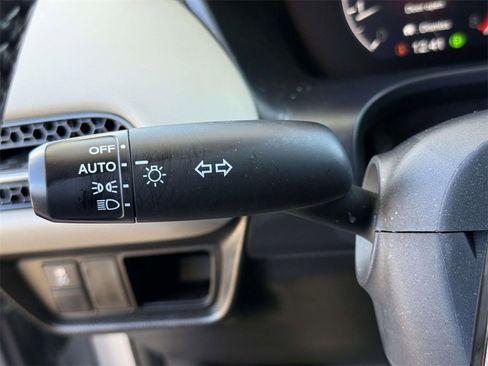 Used 2023 Honda HR-V EX-L image 24