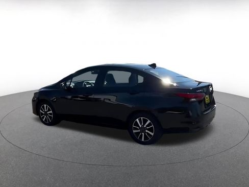 Used 2025 Nissan Versa SV FWD image 10