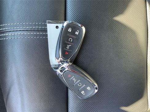 Used 2023 Chevrolet Blazer LT AWD/4WD image 36