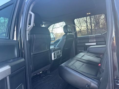 Certified 2019 Ford F250 Lariat w/ Lariat Ultimate Package image 12