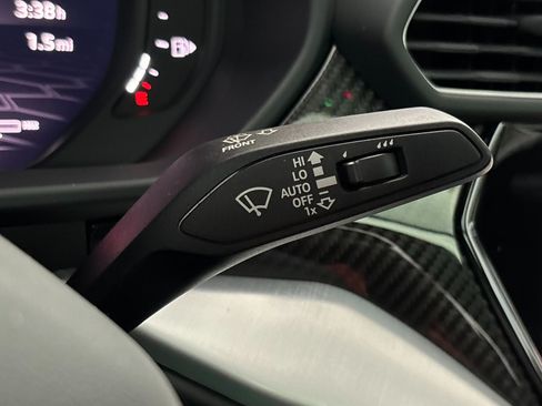 Used 2020 Lamborghini Urus AWD/4WD image 44
